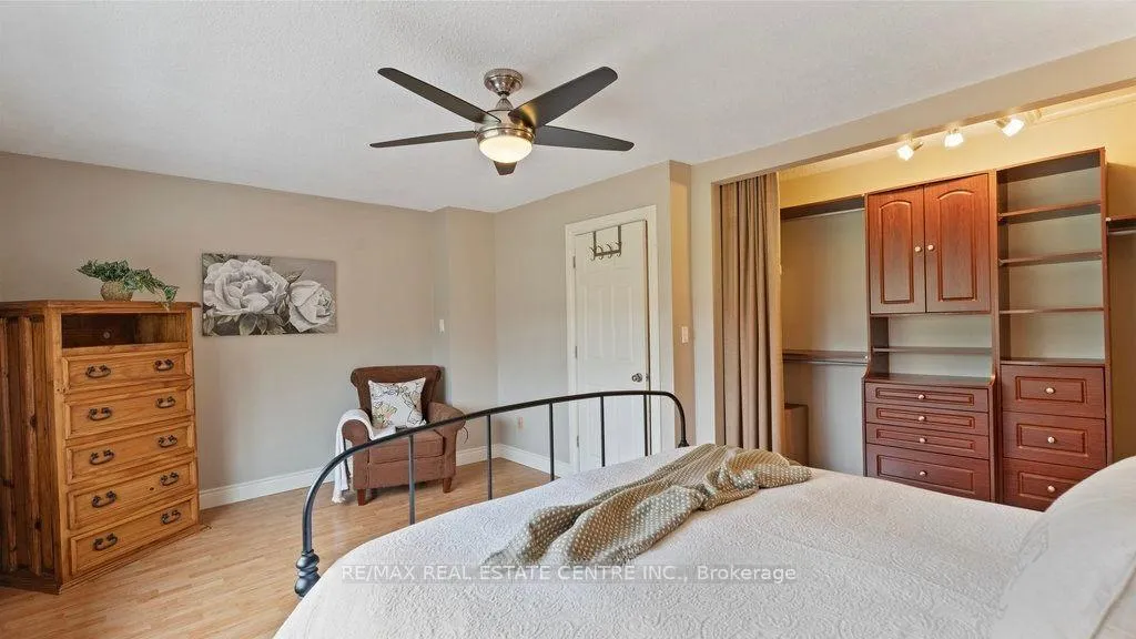 Photo 9 of Unit 29, 15 Green Valley Drive, Kitchener, Pioneer Park — HOMEH