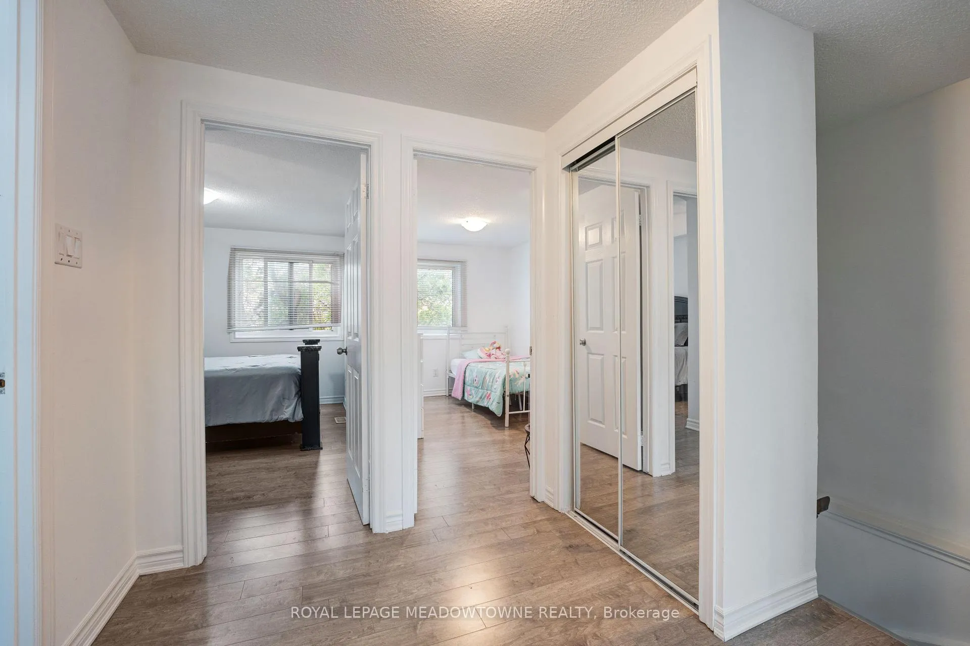 Photo 13 of 9 Hardcastle Court, Brampton, Central Park — HOMEH