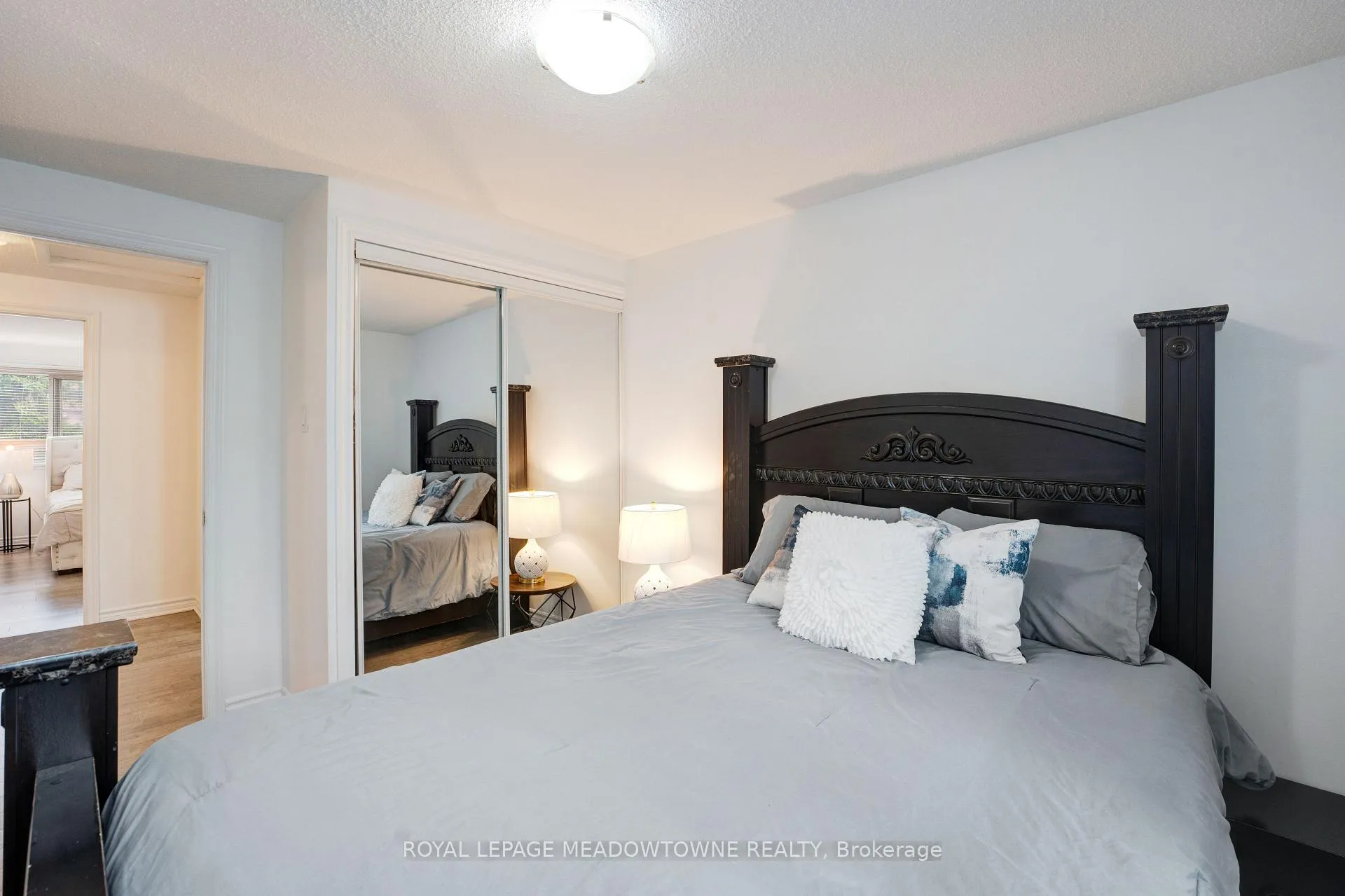 Photo 19 of 9 Hardcastle Court, Brampton, Central Park — HOMEH