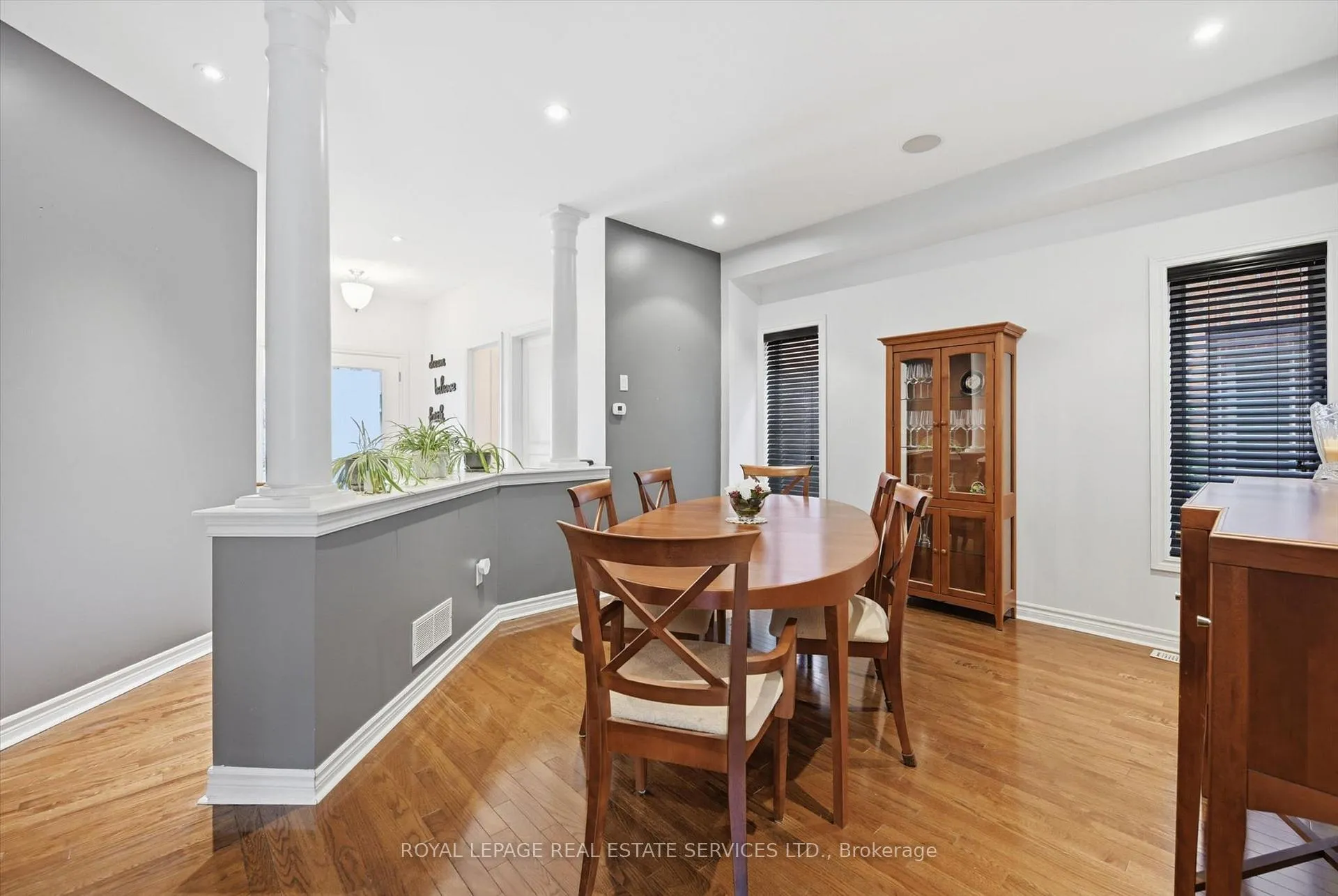 Photo 4 of 2170 Brookhaven Crescent, Oakville, Westmount — HOMEH