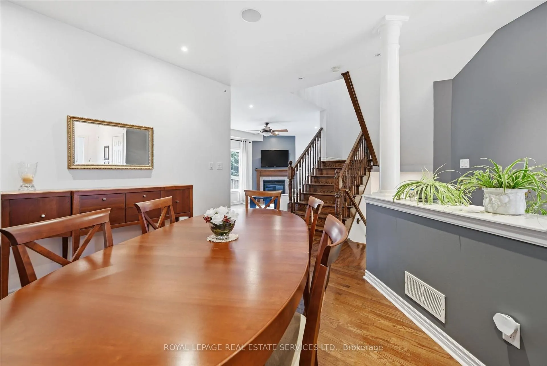 Photo 6 of 2170 Brookhaven Crescent, Oakville, Westmount — HOMEH