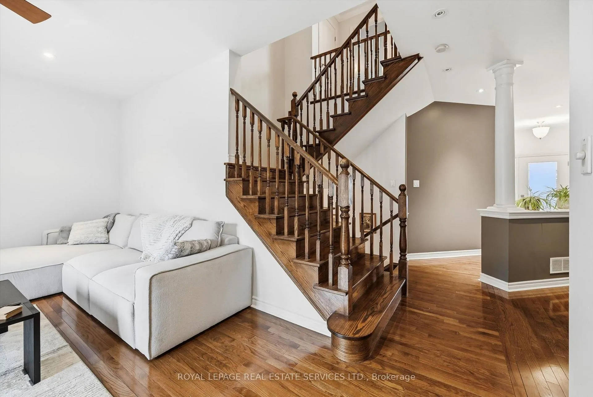 Photo 19 of 2170 Brookhaven Crescent, Oakville, Westmount — HOMEH