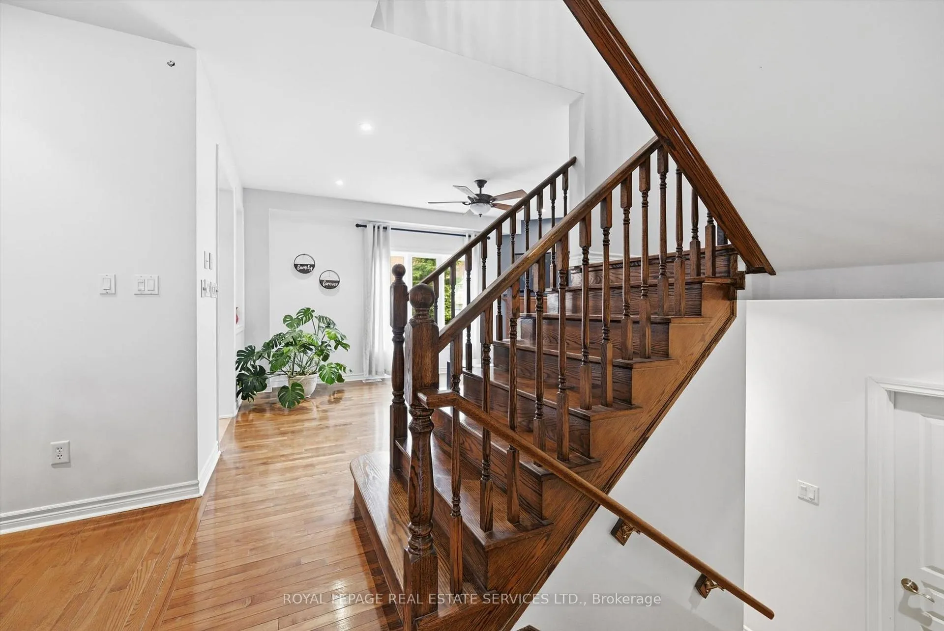 Photo 20 of 2170 Brookhaven Crescent, Oakville, Westmount — HOMEH