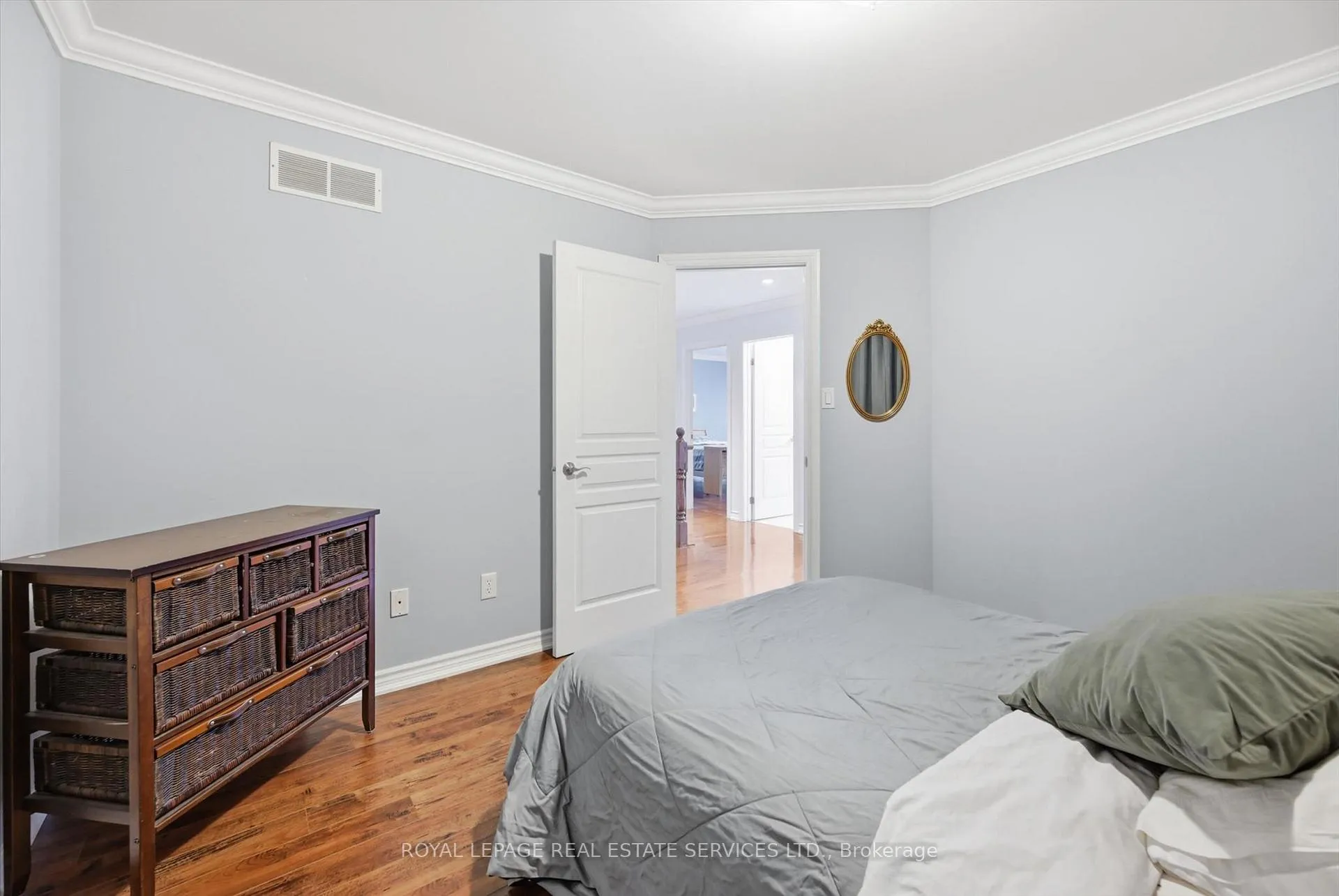 Photo 28 of 2170 Brookhaven Crescent, Oakville, Westmount — HOMEH
