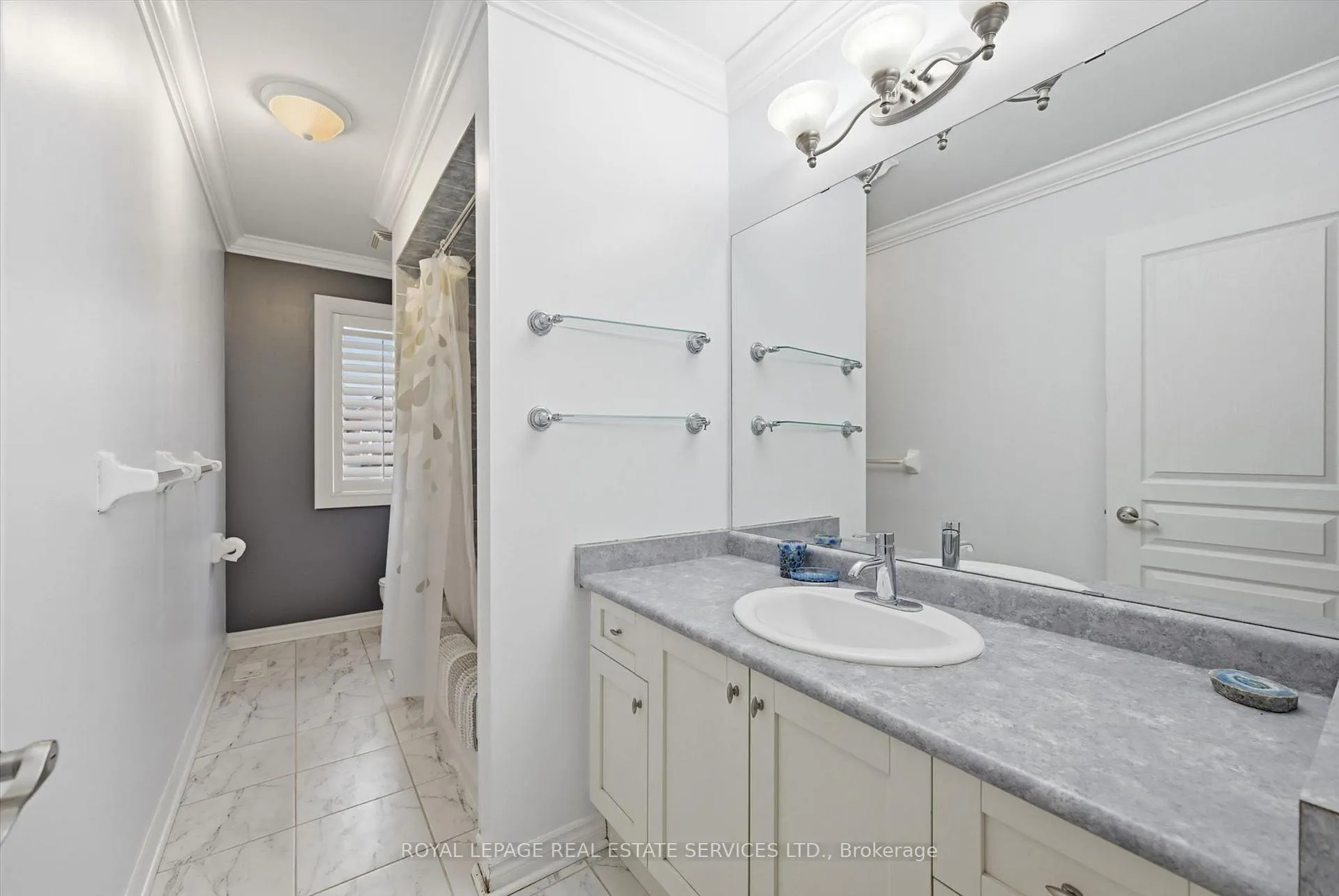 Photo 35 of 2170 Brookhaven Crescent, Oakville, Westmount — HOMEH