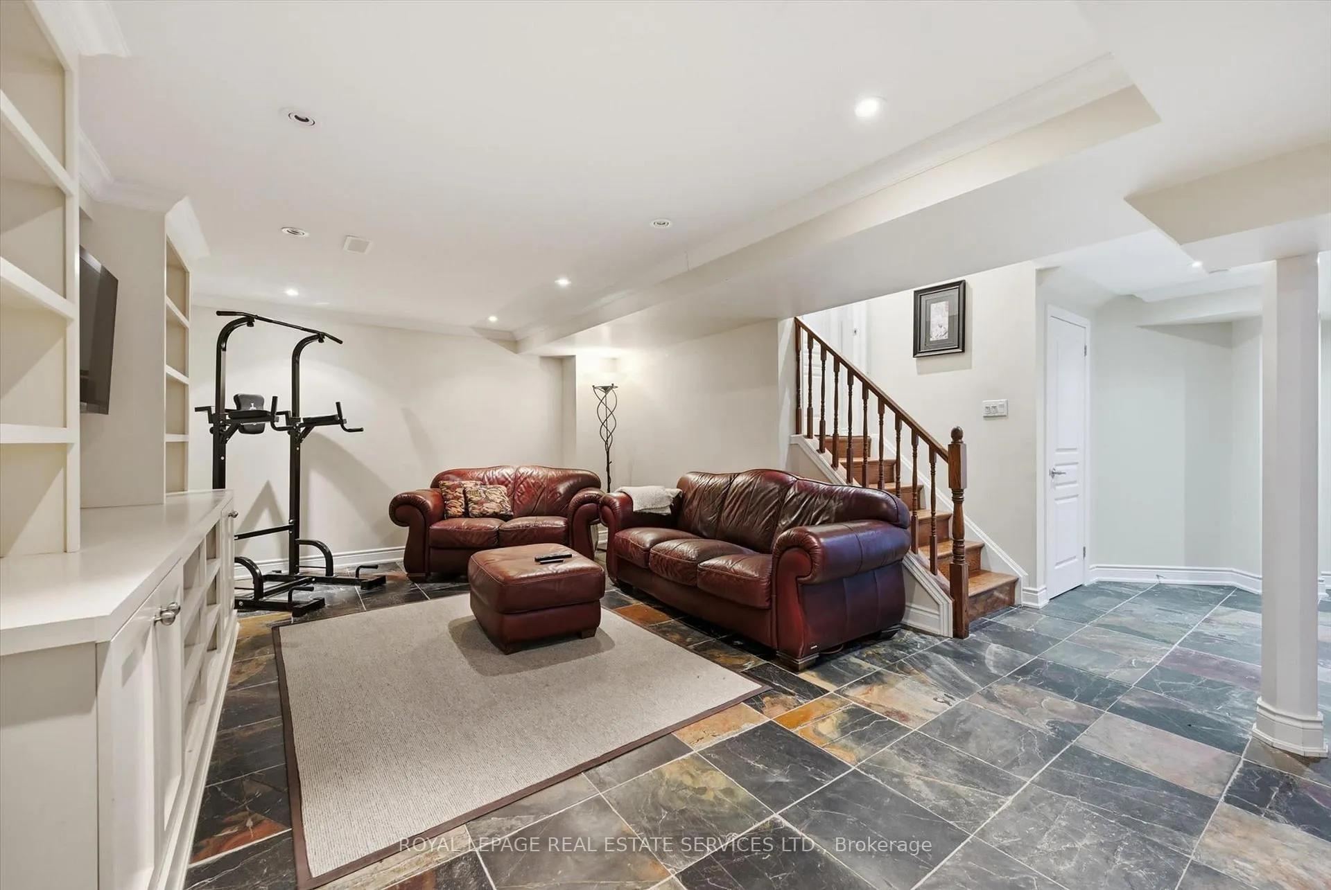 Photo 37 of 2170 Brookhaven Crescent, Oakville, Westmount — HOMEH