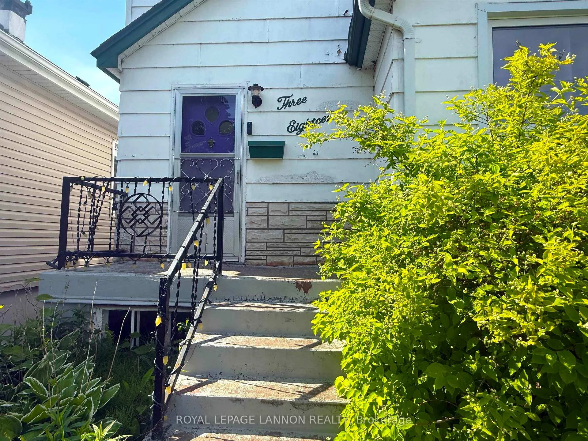 Photo 3 of 318 Empire Avenue, Thunder Bay, Westfort — HOMEH