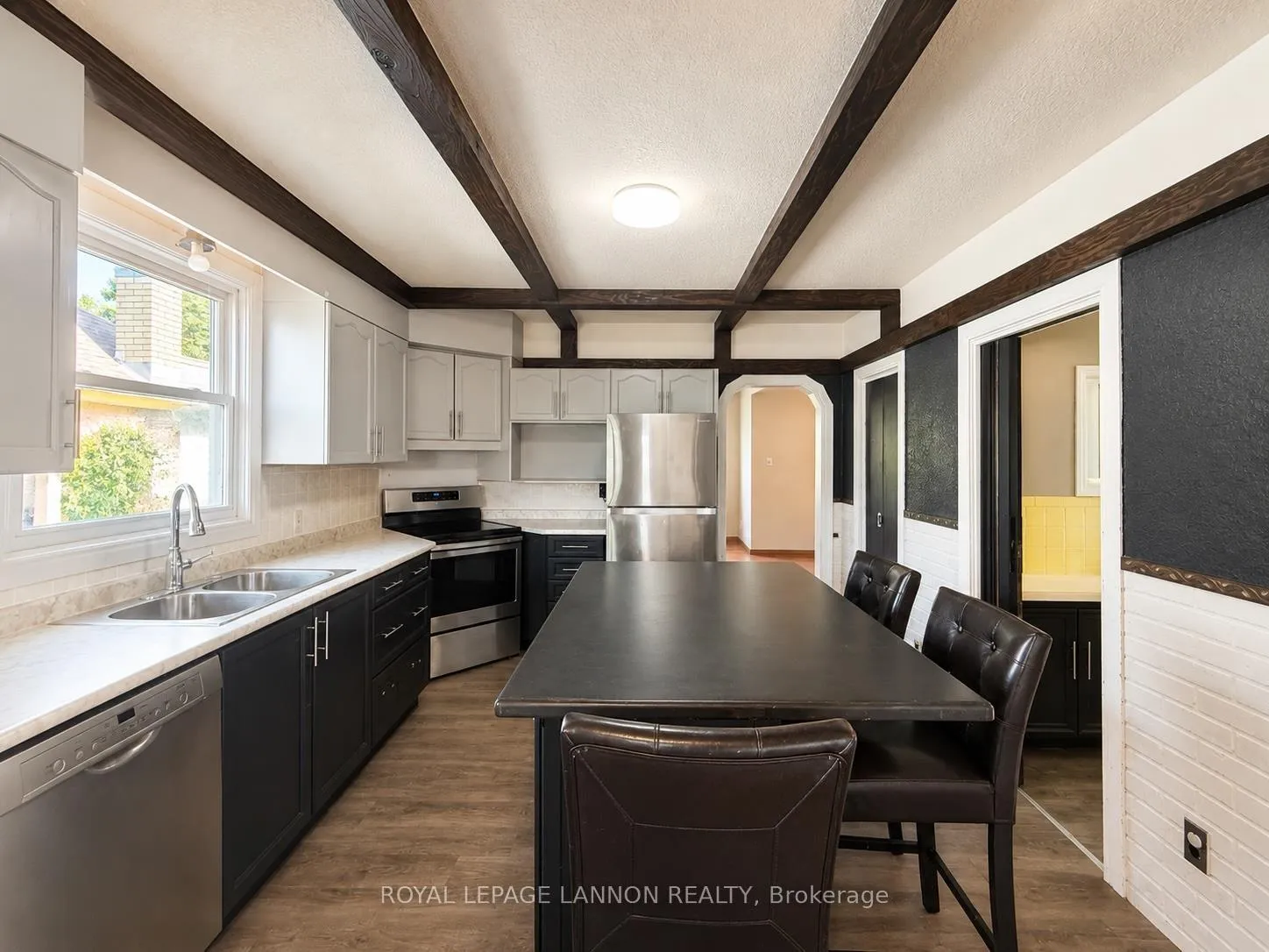 Photo 10 of 318 Empire Avenue, Thunder Bay, Westfort — HOMEH