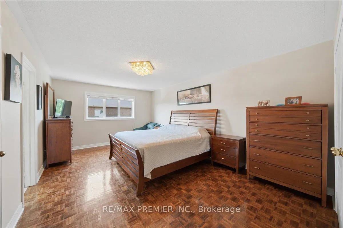 Photo 19 of 5 Laura Sabrina Drive, Vaughan, Sonoma Heights — HOMEH