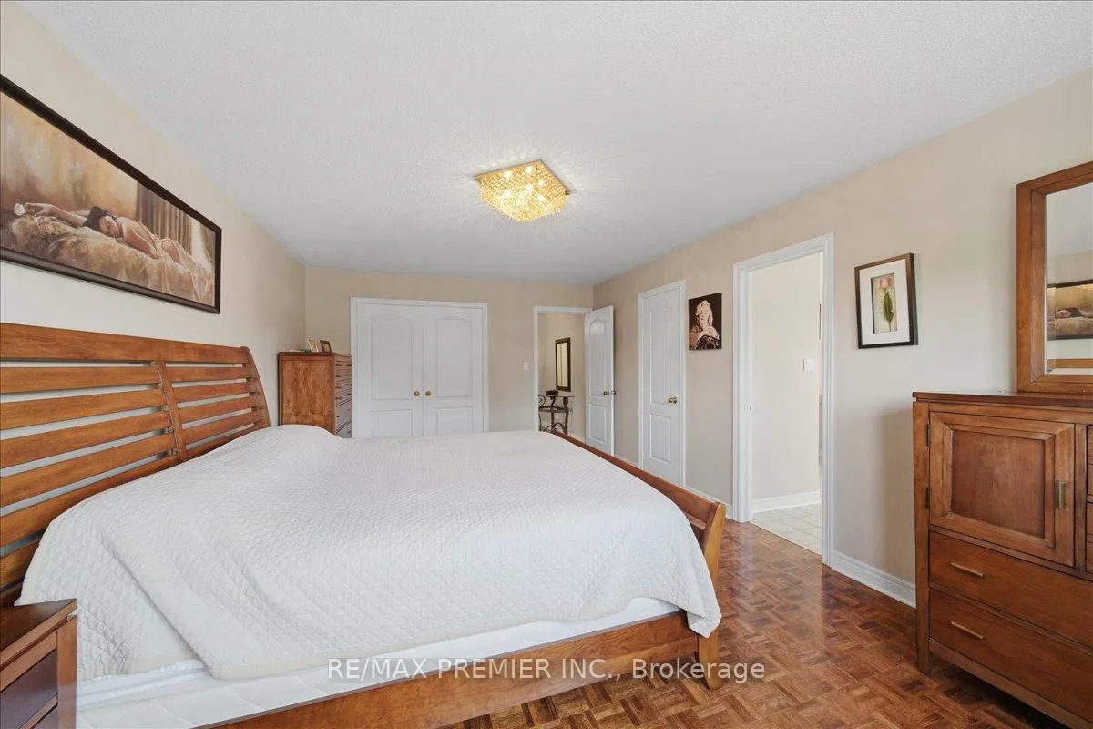 Photo 22 of 5 Laura Sabrina Drive, Vaughan, Sonoma Heights — HOMEH