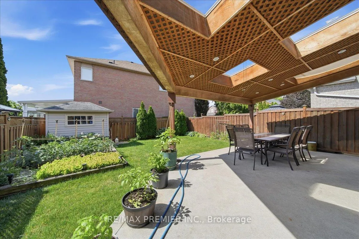 Photo 26 of 5 Laura Sabrina Drive, Vaughan, Sonoma Heights — HOMEH