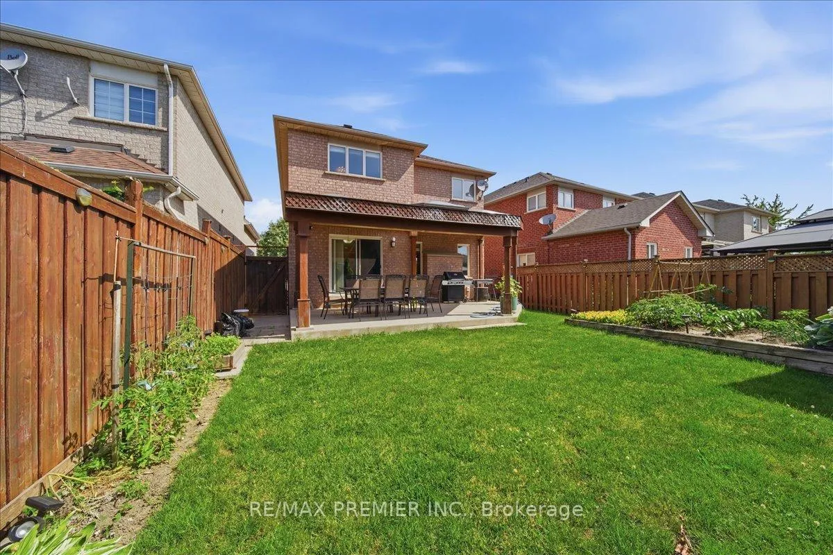 Photo 28 of 5 Laura Sabrina Drive, Vaughan, Sonoma Heights — HOMEH