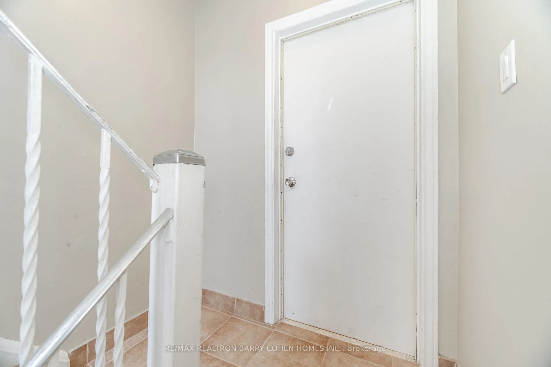 Photo 6 of Unit 2 Main, 475 Winona Drive, Toronto, Humewood-Cedarvale — HOMEH