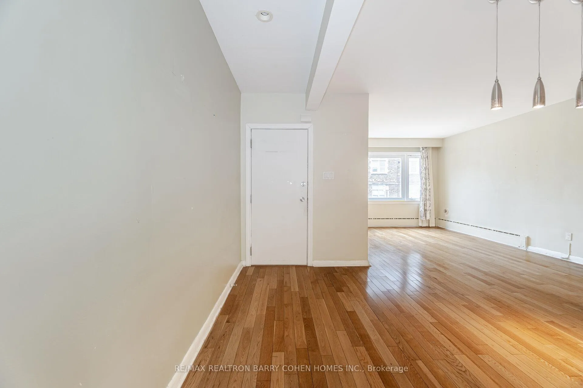 Photo 7 of Unit 2 Main, 475 Winona Drive, Toronto, Humewood-Cedarvale — HOMEH