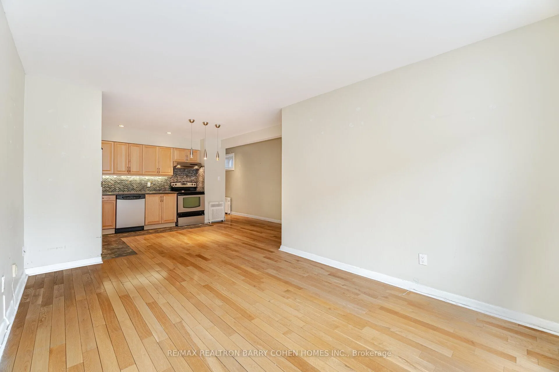 Photo 14 of Unit 2 Main, 475 Winona Drive, Toronto, Humewood-Cedarvale — HOMEH
