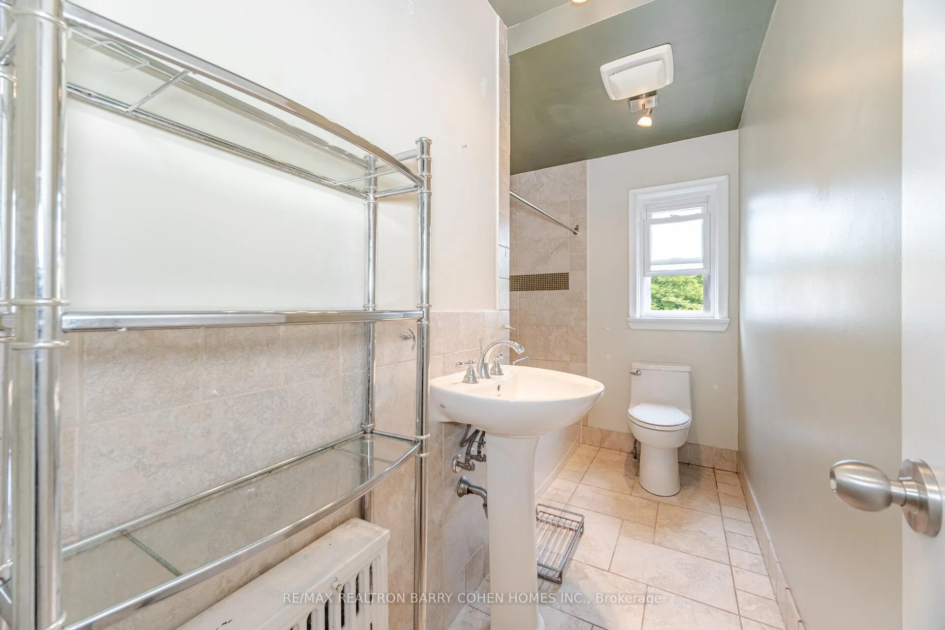 Photo 19 of Unit 2 Main, 475 Winona Drive, Toronto, Humewood-Cedarvale — HOMEH