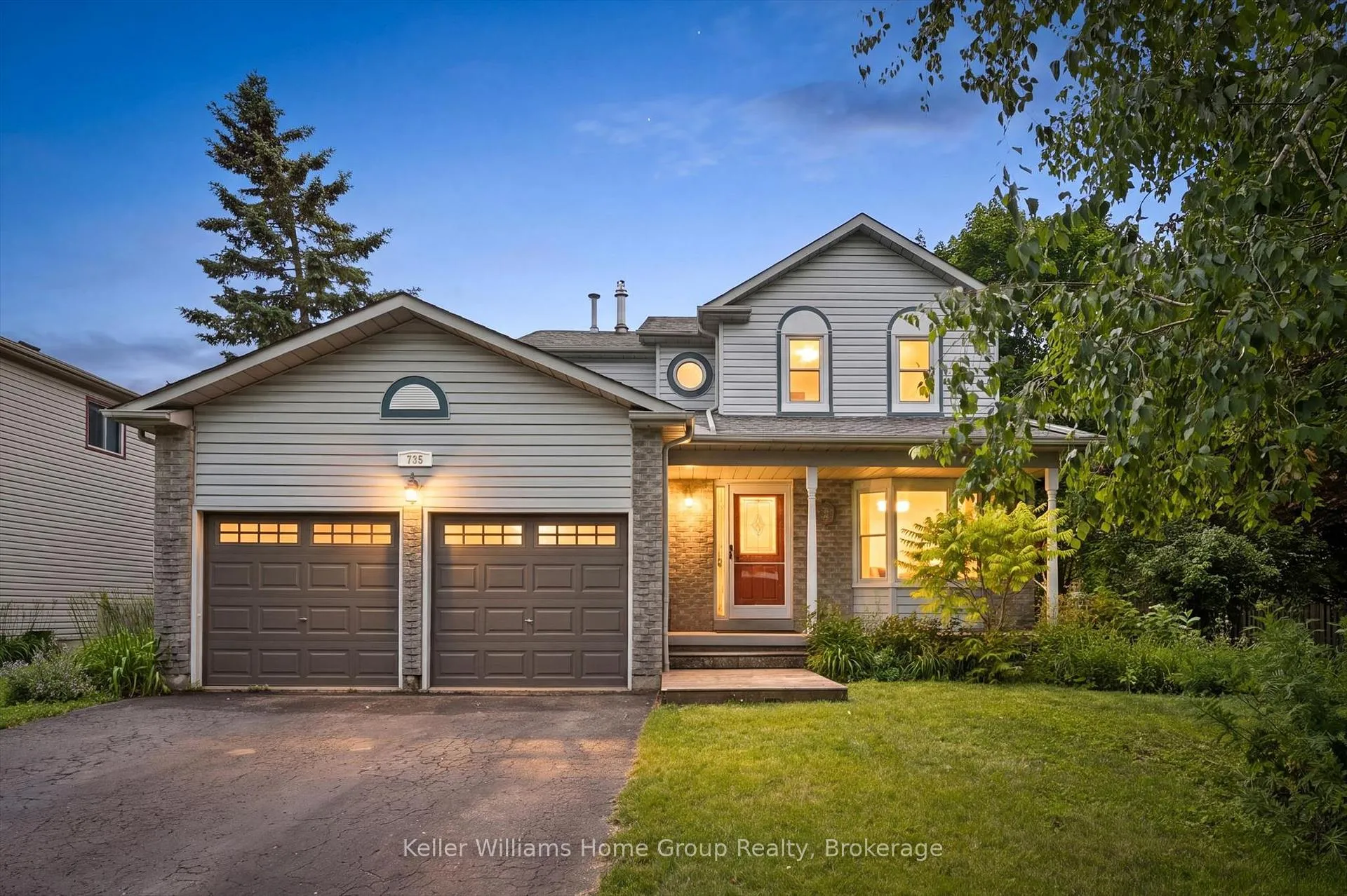 Photo 1 of 735 Campbell Avenue, Centre Wellington, Fergus — HOMEH