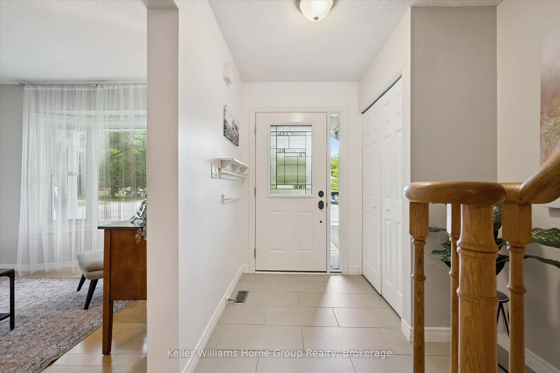 Photo 6 of 735 Campbell Avenue, Centre Wellington, Fergus — HOMEH