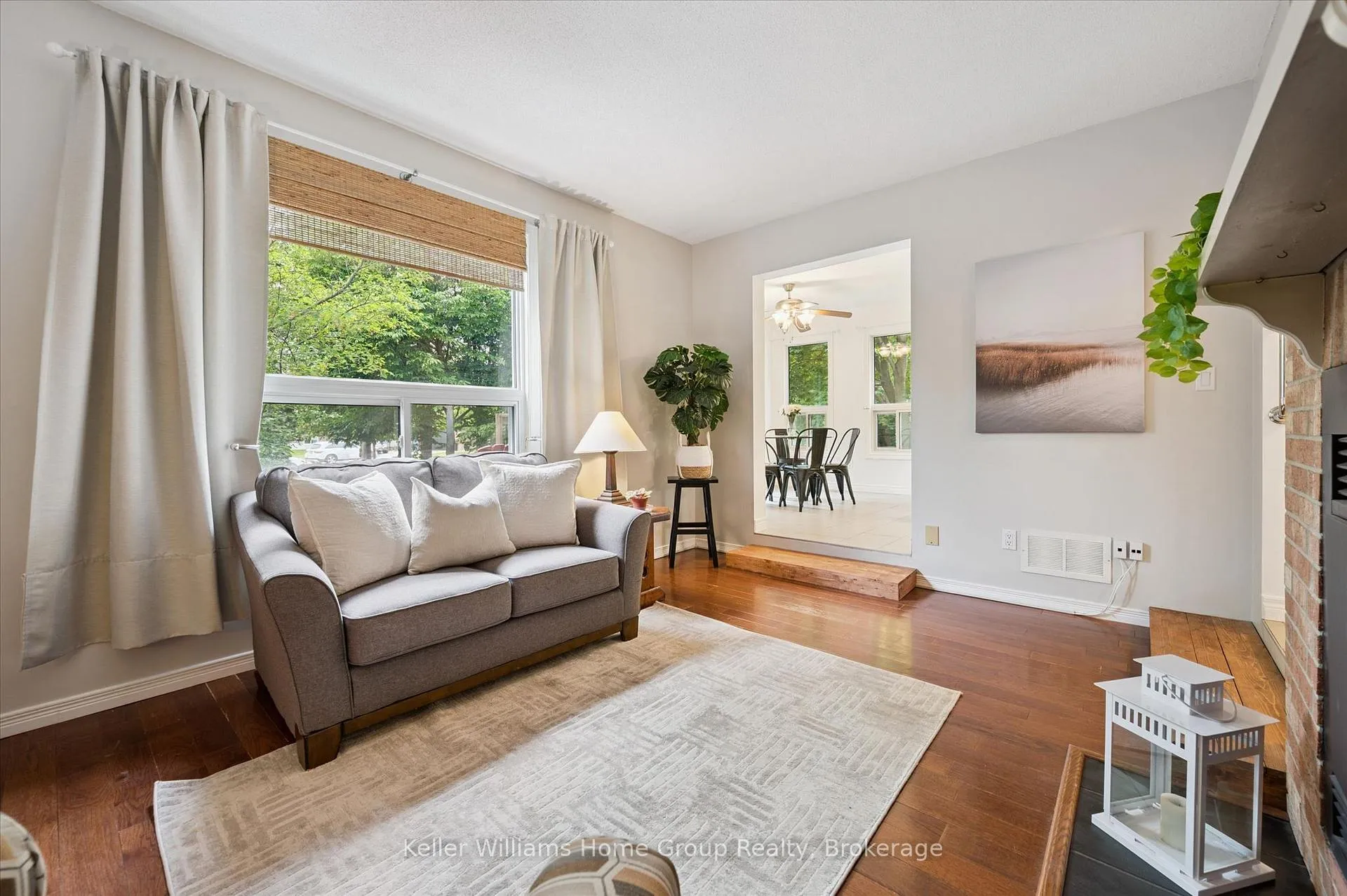 Photo 18 of 735 Campbell Avenue, Centre Wellington, Fergus — HOMEH