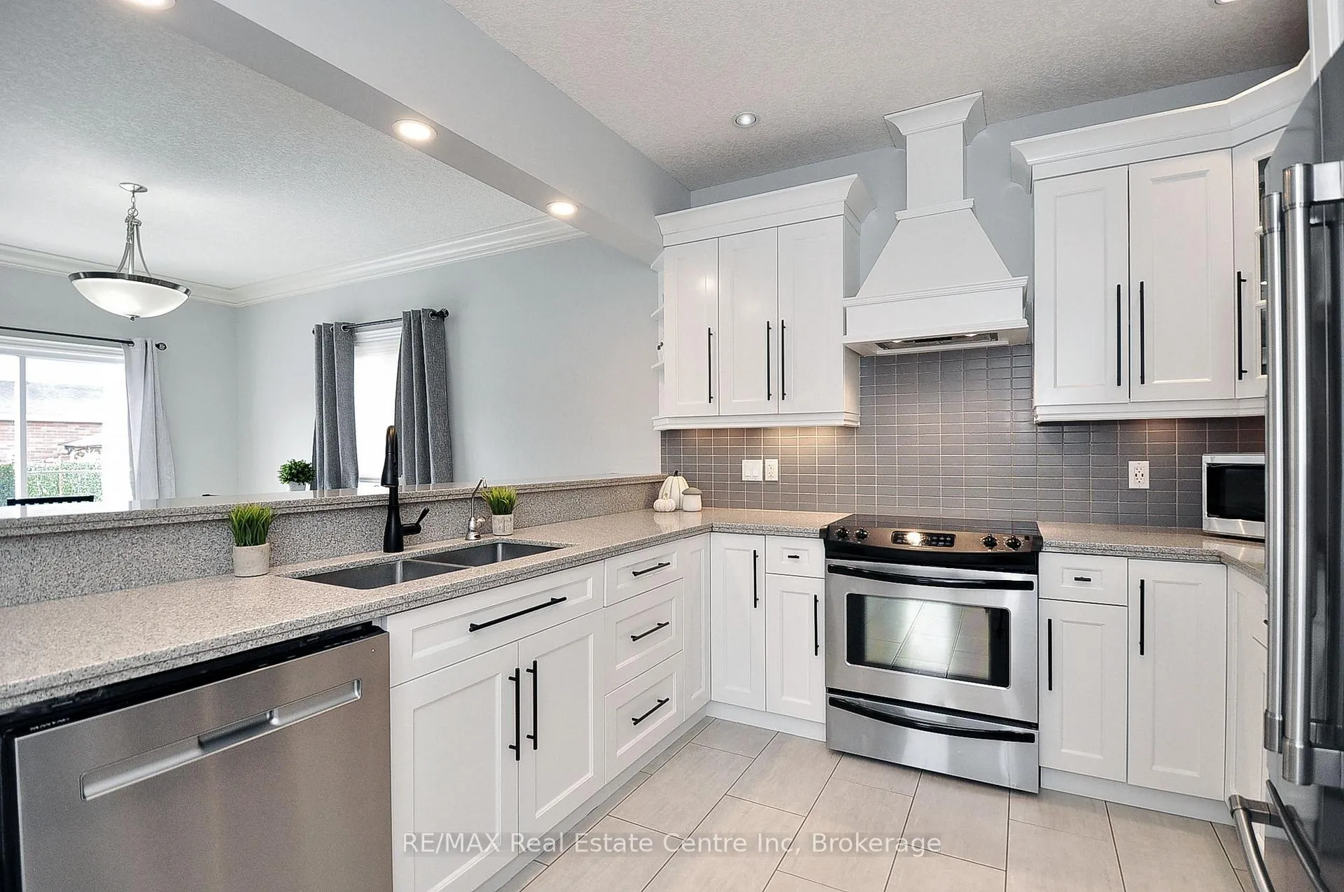Photo 10 of 3 Lockwood Street, Cambridge, Christopher-Champlain — HOMEH