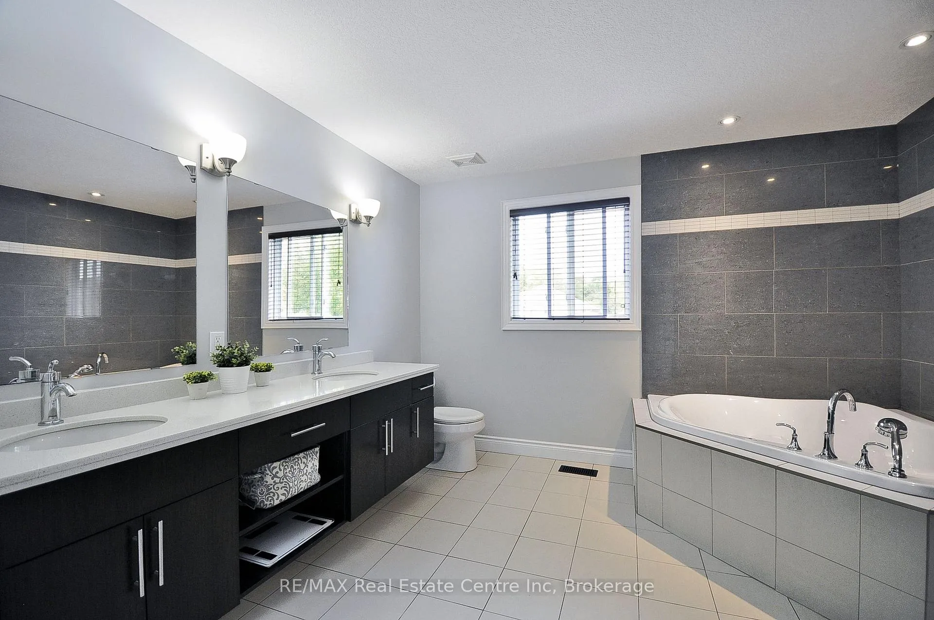 Photo 30 of 3 Lockwood Street, Cambridge, Christopher-Champlain — HOMEH