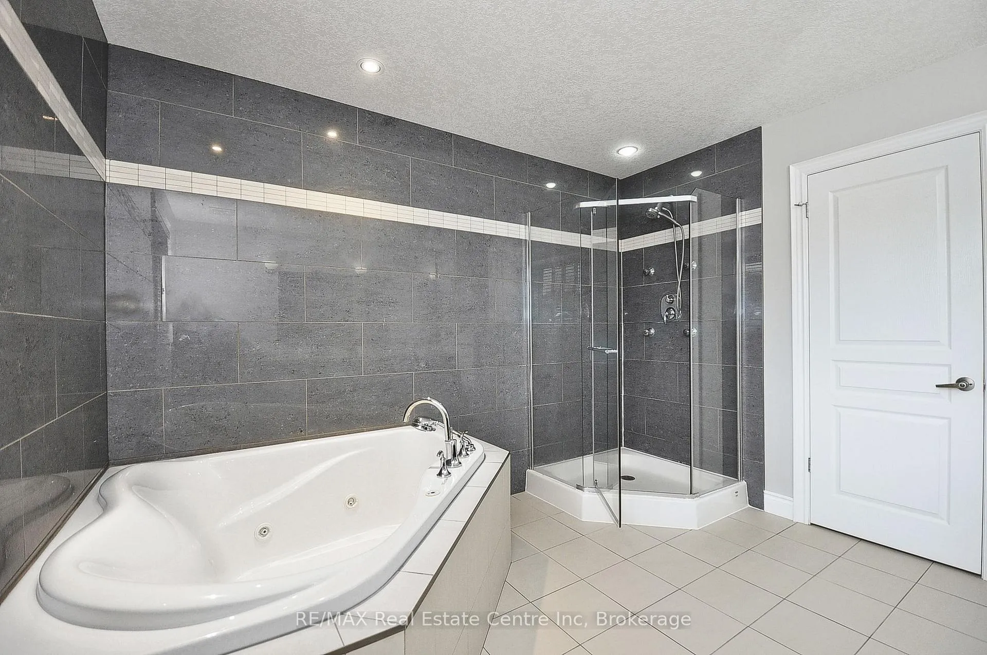 Photo 31 of 3 Lockwood Street, Cambridge, Christopher-Champlain — HOMEH