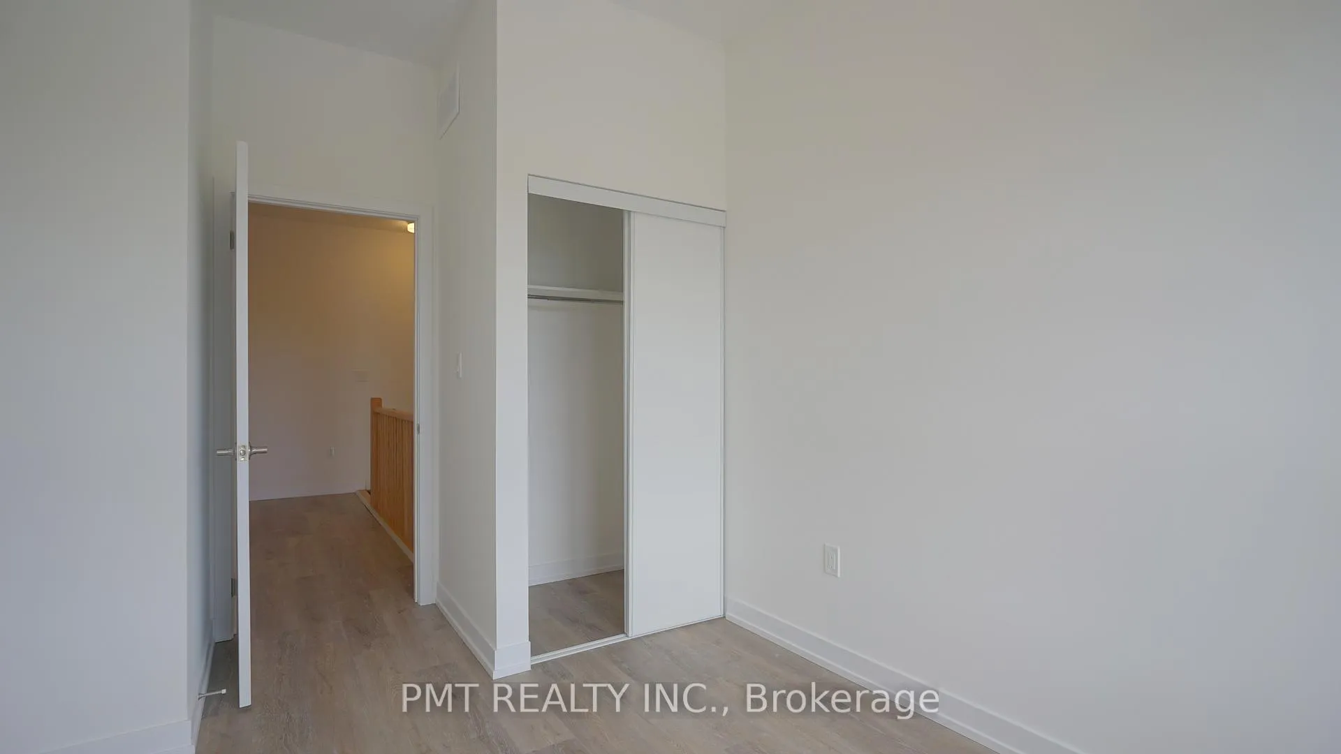 Photo 13 of Unit R27, 25 Palace Street, Kitchener, Laurentian Hills — HOMEH