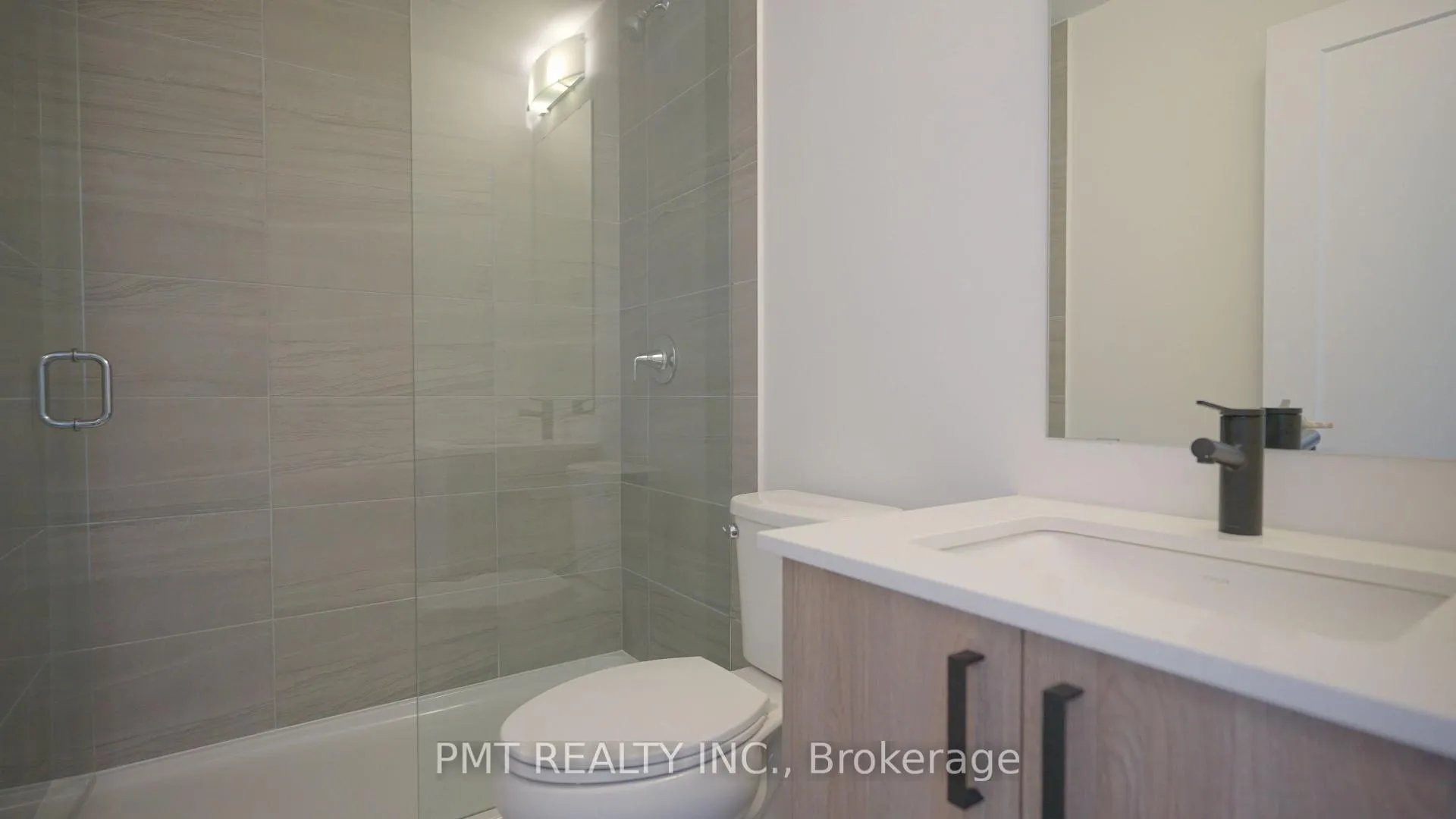 Photo 14 of Unit R27, 25 Palace Street, Kitchener, Laurentian Hills — HOMEH