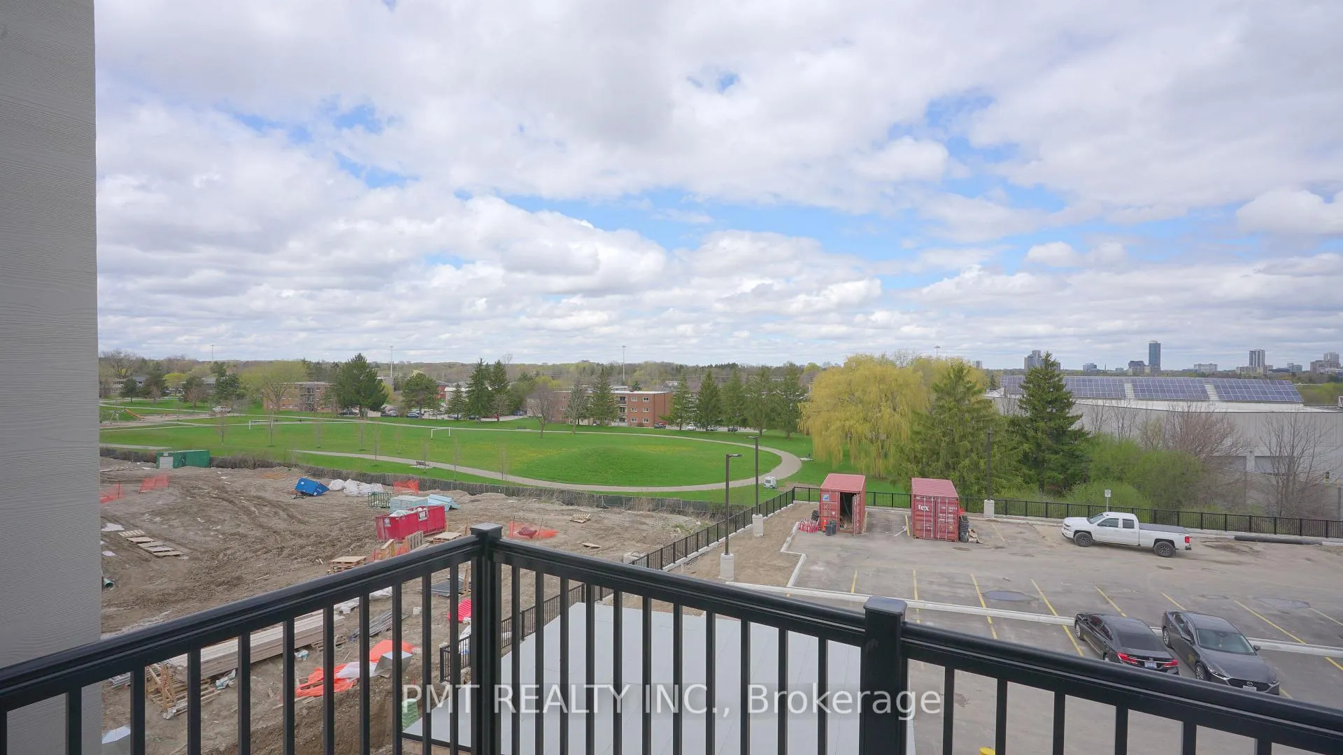 Photo 20 of Unit R27, 25 Palace Street, Kitchener, Laurentian Hills — HOMEH