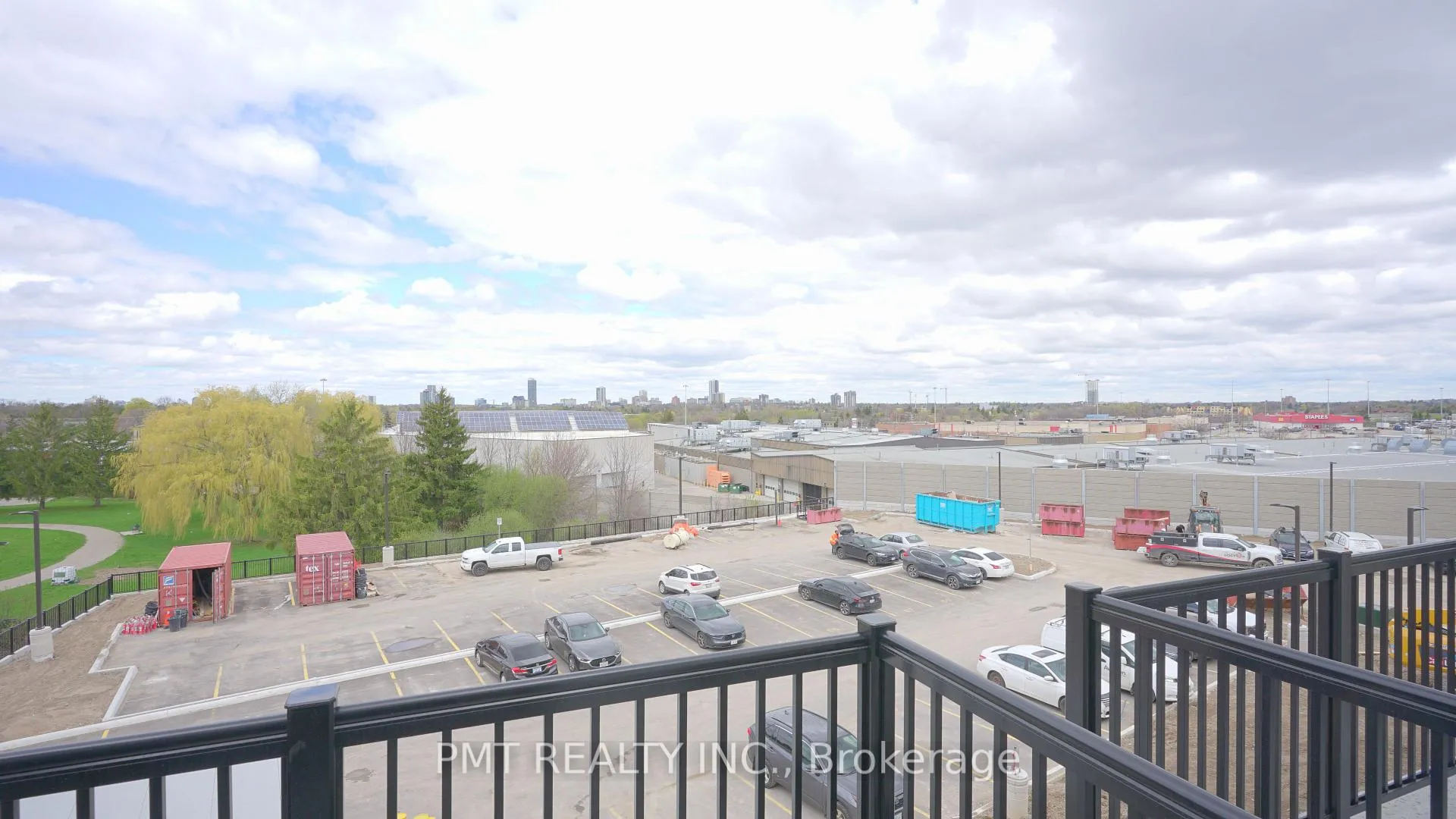 Photo 21 of Unit R27, 25 Palace Street, Kitchener, Laurentian Hills — HOMEH