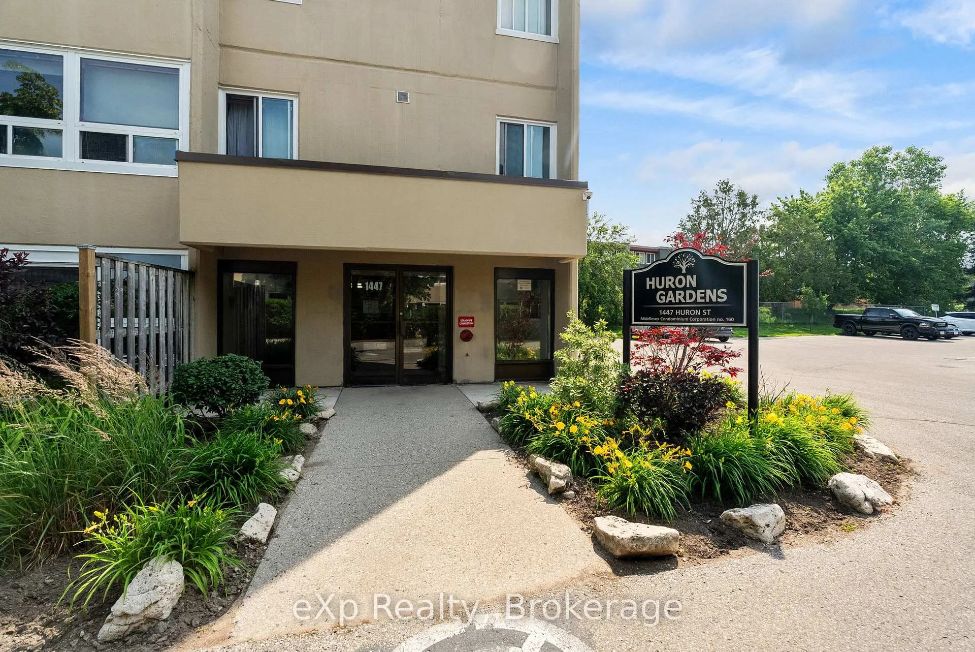 Front of Unit 220, 1447 Huron Street
