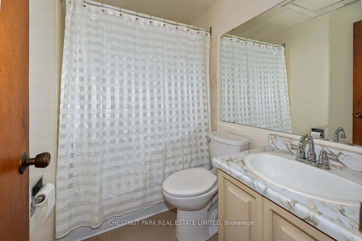 Photo 17 of 14 Vanderbrent Crescent, Etobicoke, Willowridge-Martingrove-Richview — HOMEH