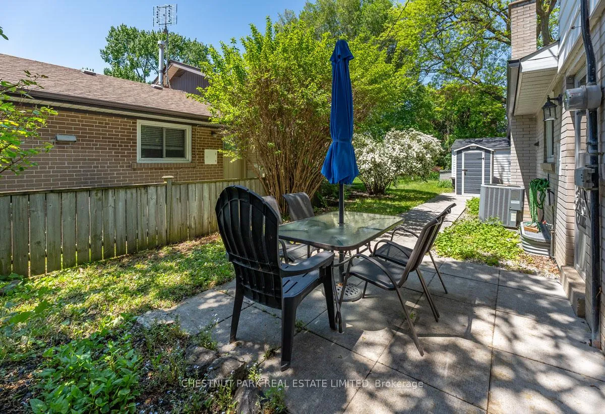 Photo 20 of 14 Vanderbrent Crescent, Etobicoke, Willowridge-Martingrove-Richview — HOMEH