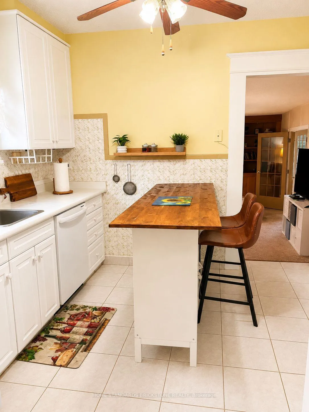 Photo 8 of 5400 Cedar Street, Niagara Falls, Cherrywood — HOMEH