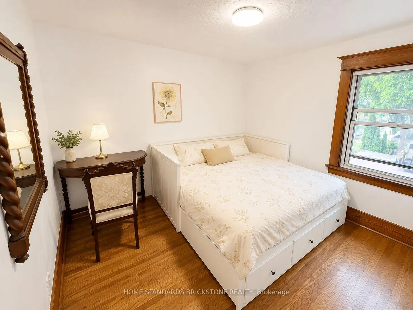 Photo 14 of 5400 Cedar Street, Niagara Falls, Cherrywood — HOMEH