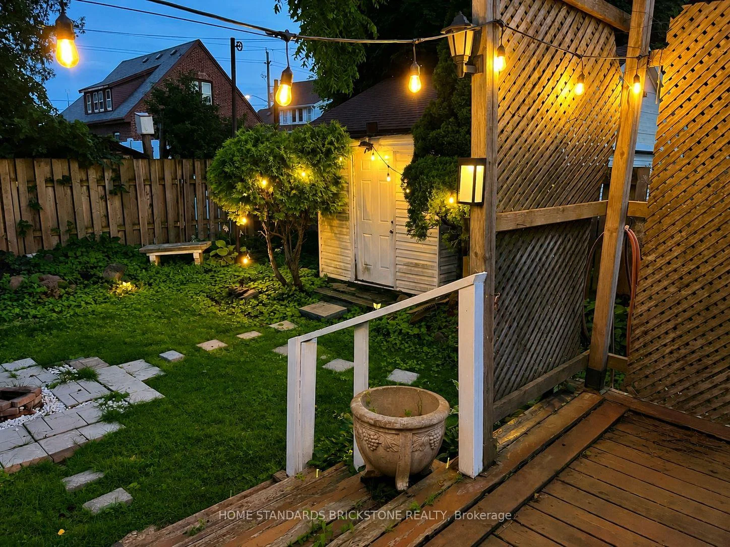 Photo 32 of 5400 Cedar Street, Niagara Falls, Cherrywood — HOMEH