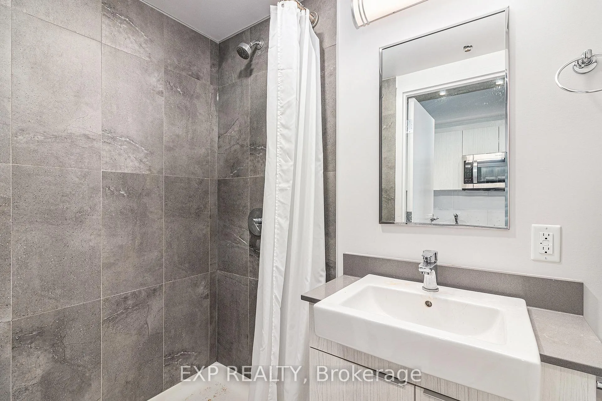 Photo 18 of Unit 2208, 105 Champagne Avenue, Ottawa, West Centre Town — HOMEH