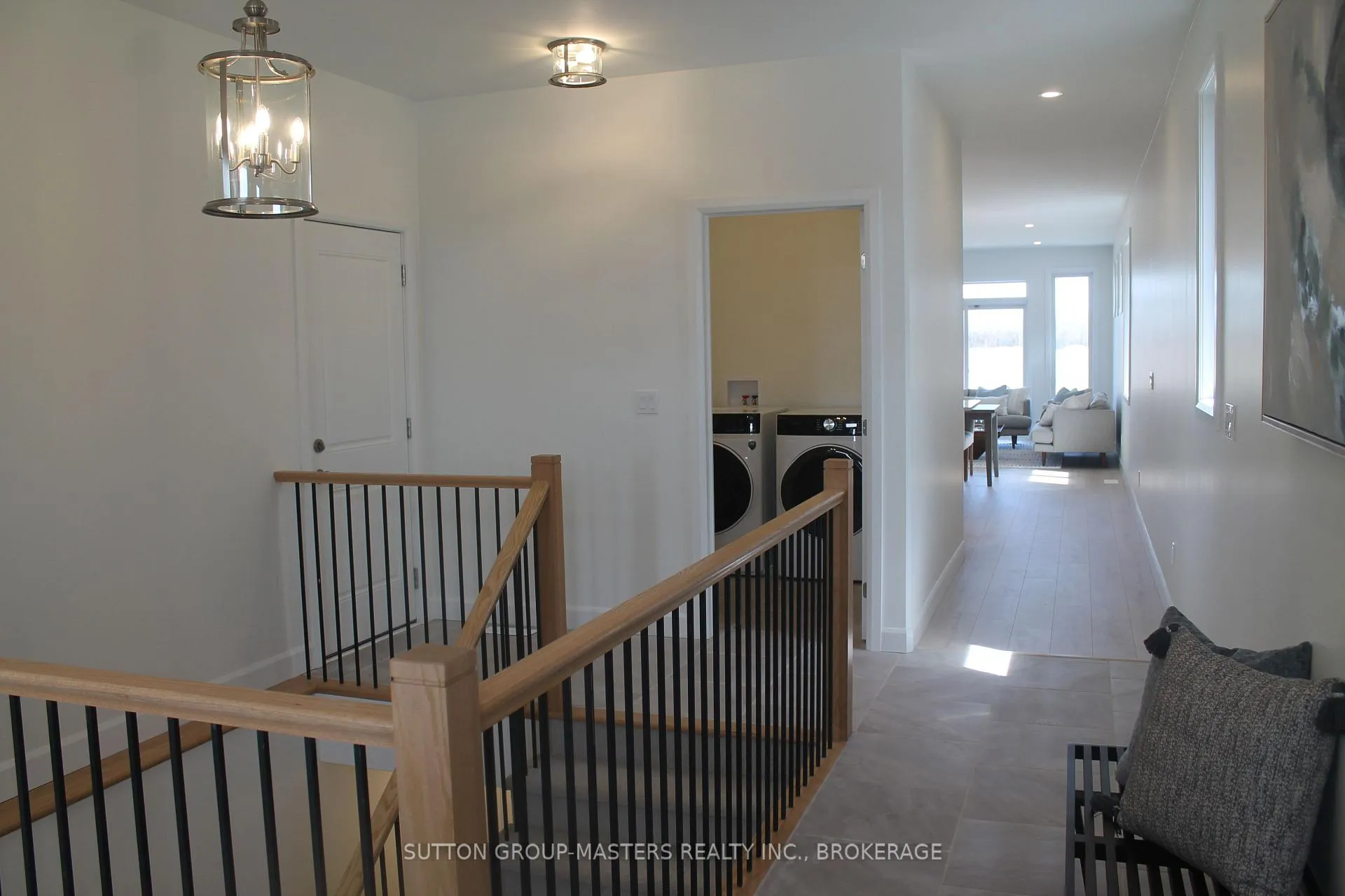 Photo 7 of 251 Pratt Drive, Loyalist, Amherstview — HOMEH
