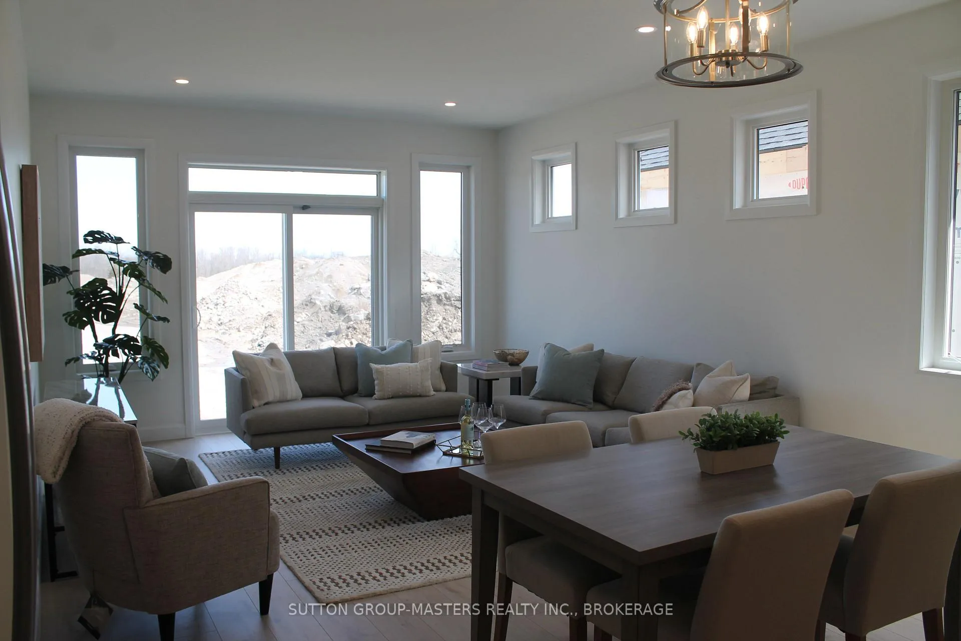 Photo 14 of 251 Pratt Drive, Loyalist, Amherstview — HOMEH