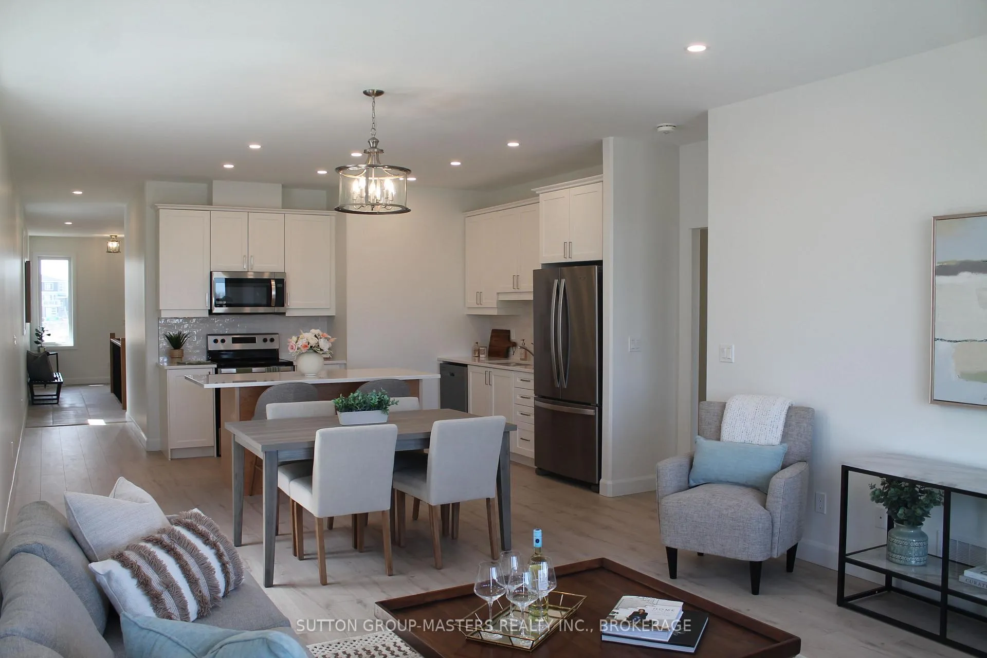 Photo 16 of 251 Pratt Drive, Loyalist, Amherstview — HOMEH