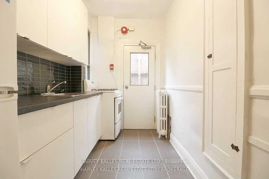 Photo 2 of Unit C, 1108 Yonge Street, Toronto, The Annex — HOMEH