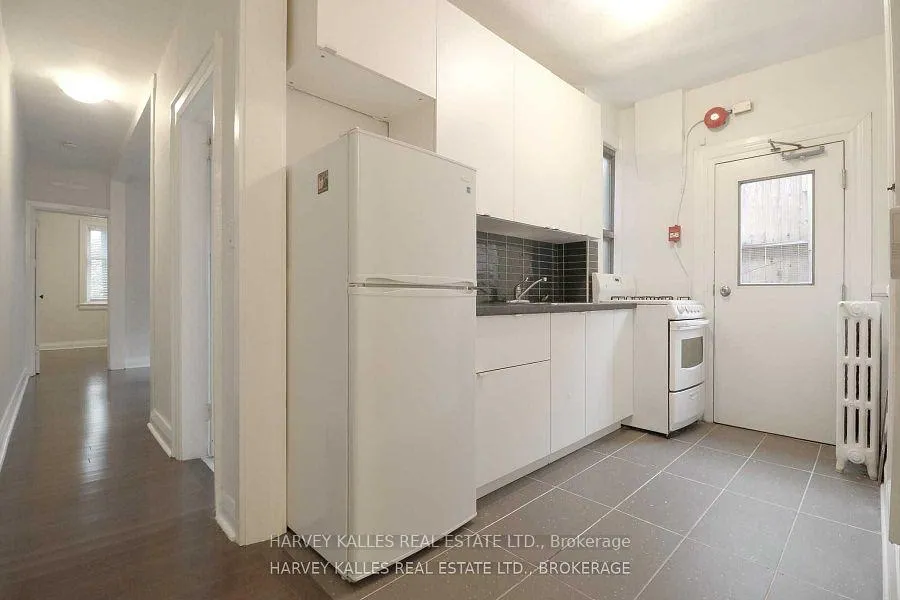 Photo 3 of Unit C, 1108 Yonge Street, Toronto, The Annex — HOMEH