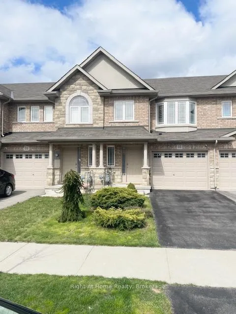 Front of 35 Charleswood Crescent
