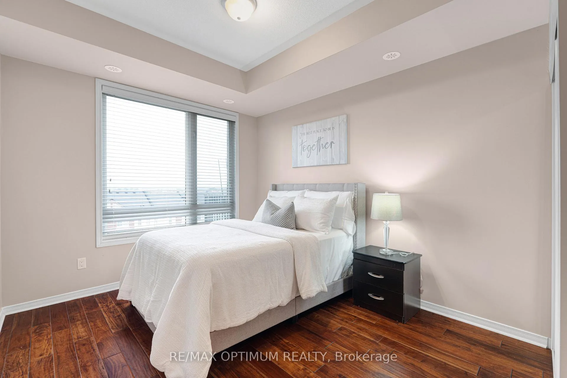 Photo 14 of Unit 402, 50 Sky Harbour Drive, Brampton, Bram West — HOMEH