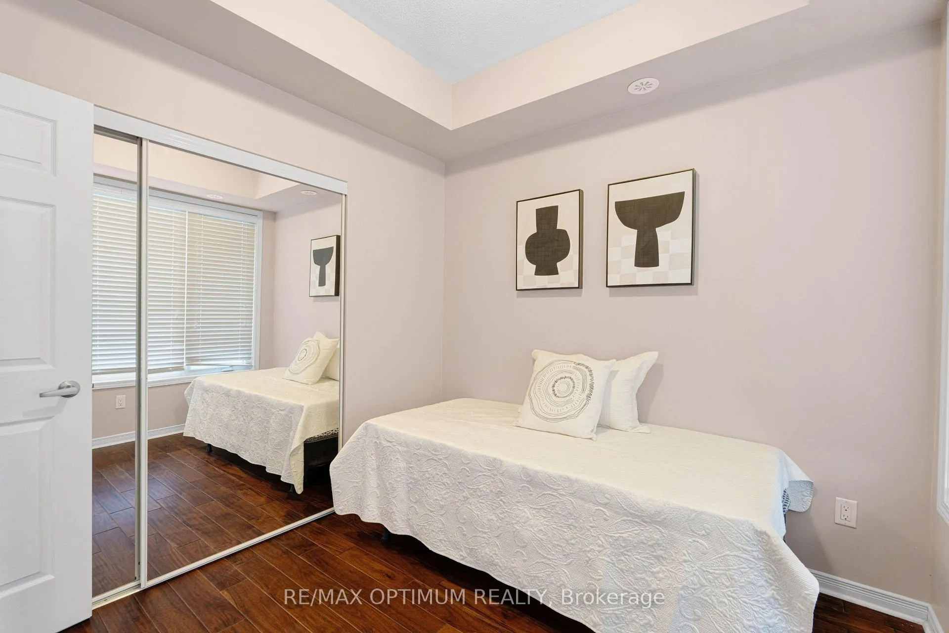 Photo 20 of Unit 402, 50 Sky Harbour Drive, Brampton, Bram West — HOMEH