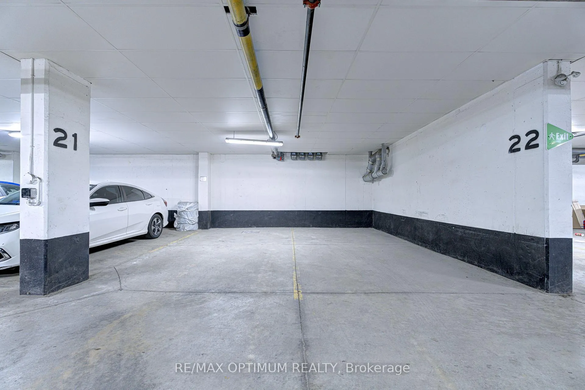 Photo 29 of Unit 402, 50 Sky Harbour Drive, Brampton, Bram West — HOMEH