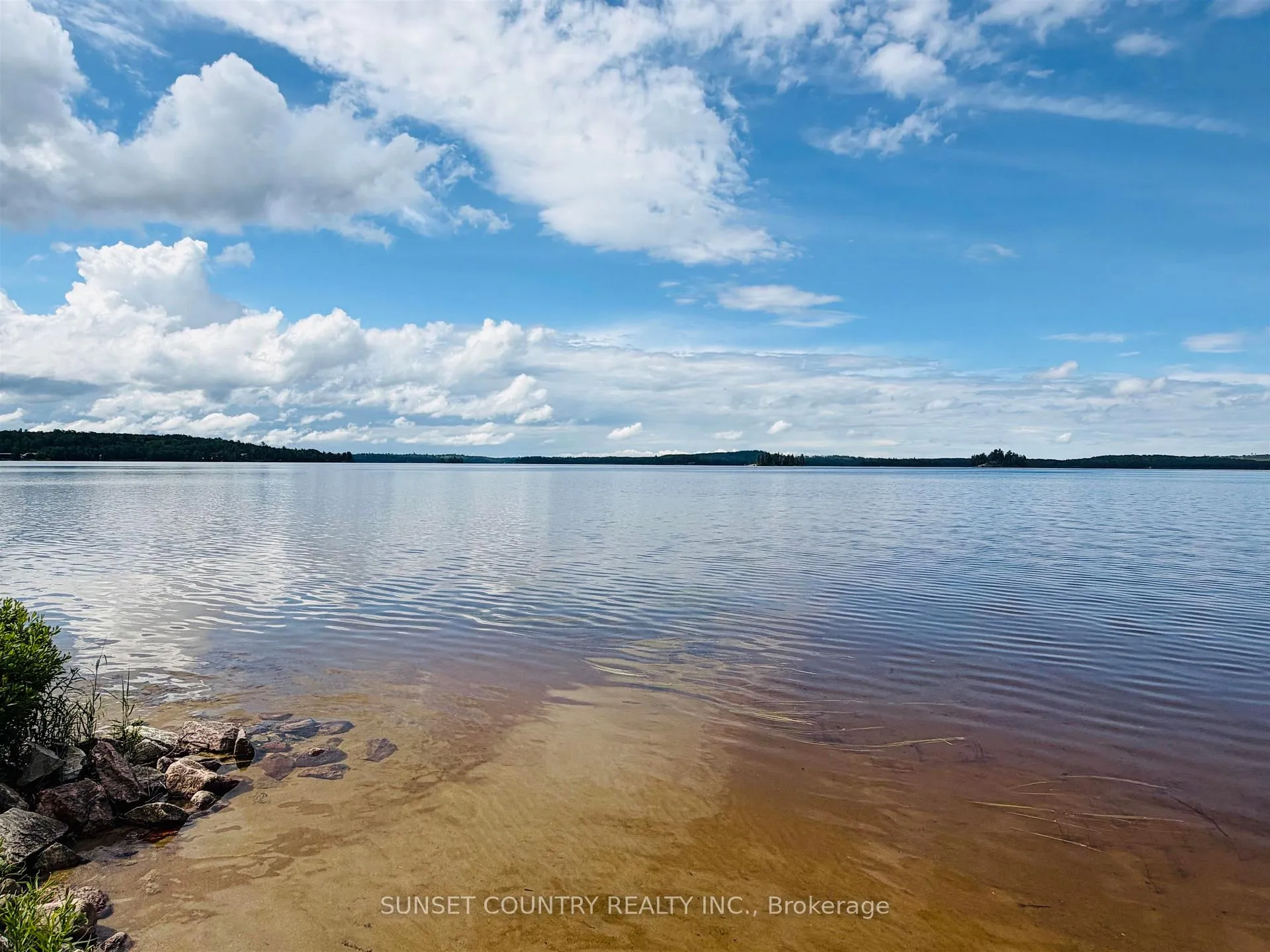 Photo 5 of 224 Lakeshore Drive, Ignace — HOMEH