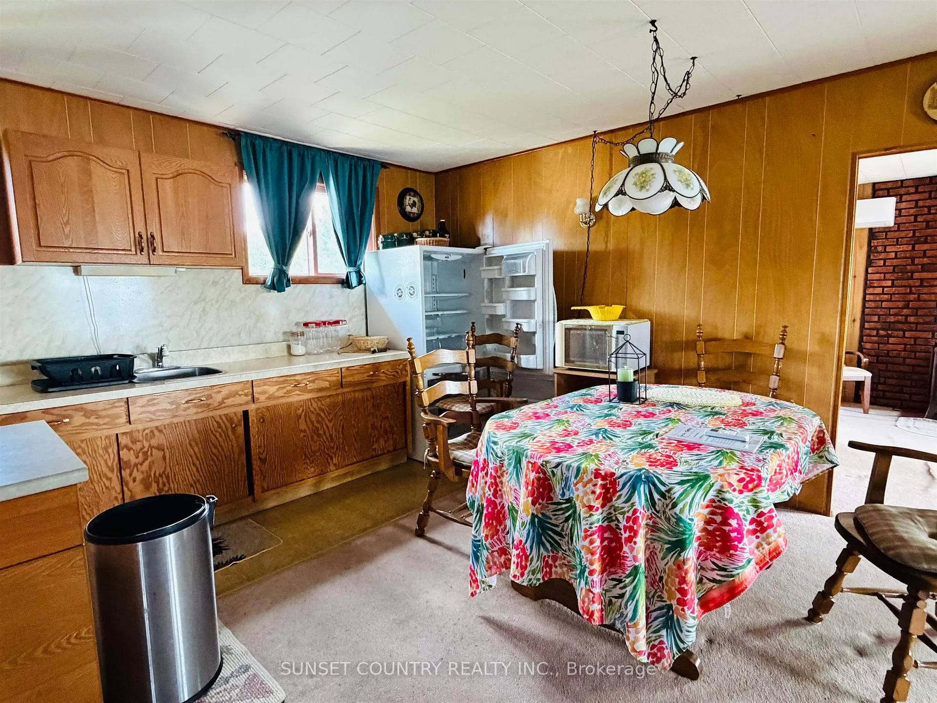Photo 12 of 224 Lakeshore Drive, Ignace — HOMEH