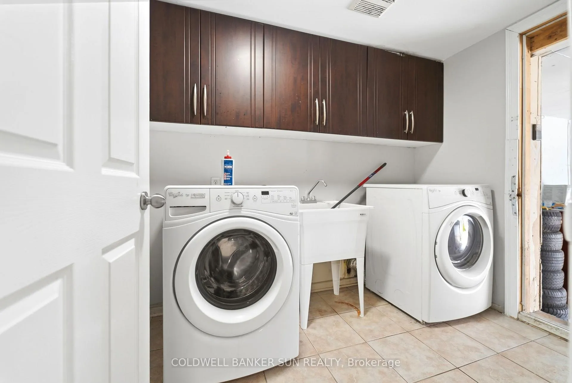 Photo 13 of 67 Tufton Crescent, Brampton, Fletcher's Meadow — HOMEH