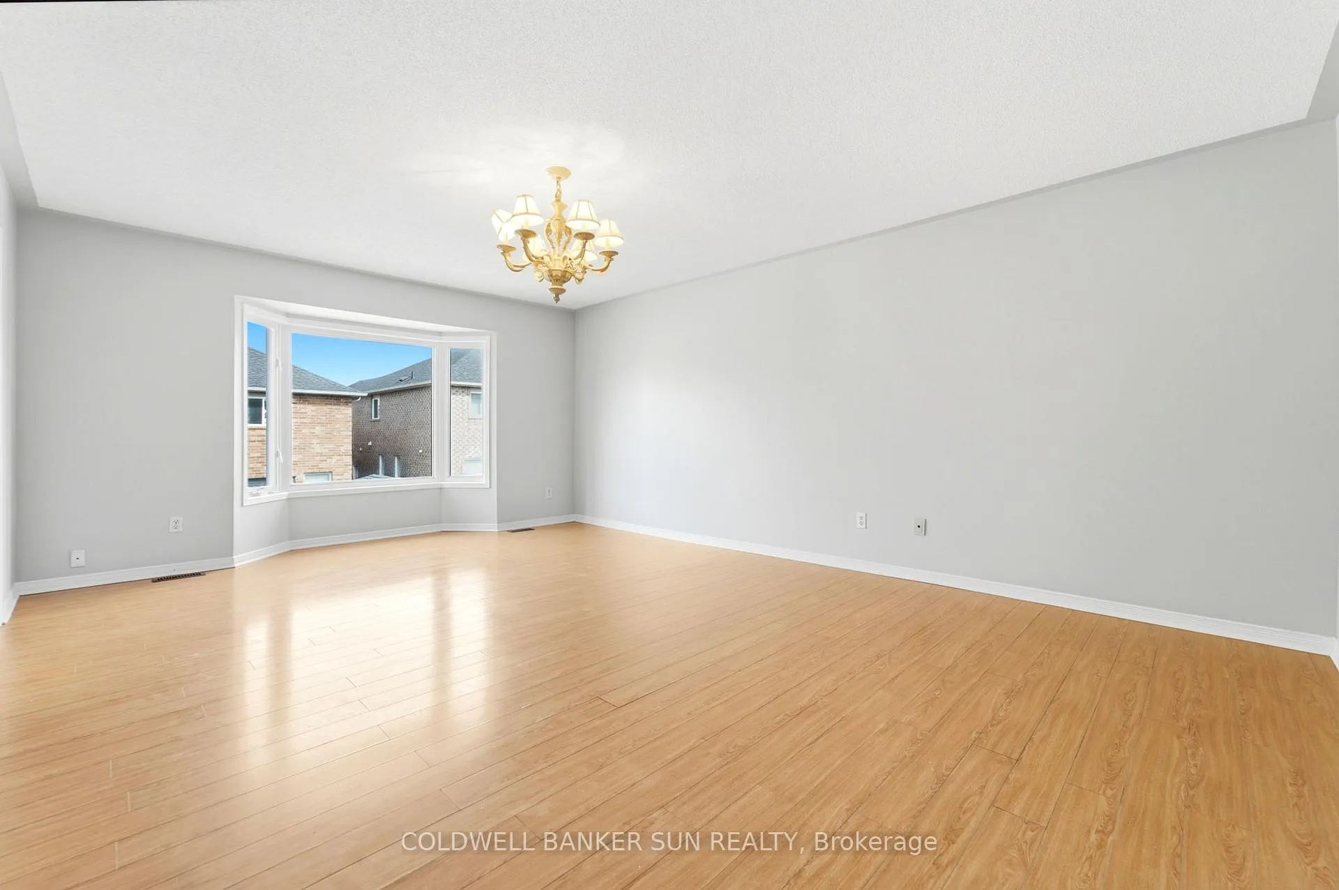 Photo 16 of 67 Tufton Crescent, Brampton, Fletcher's Meadow — HOMEH